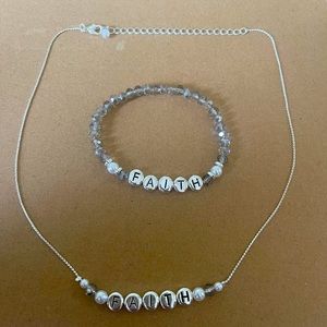 Set bracelet and necklace